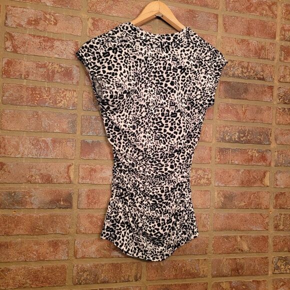 VINCE CAMUTO ANIMAL PRINT WRAP TOP - Size XS - Picture 2 of 4